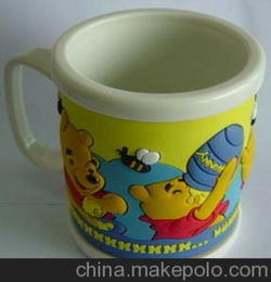 PVC滴膠工藝品禮品供應(yīng)商,小熊維尼馬克杯,兒童節(jié)慶促銷(xiāo)商品