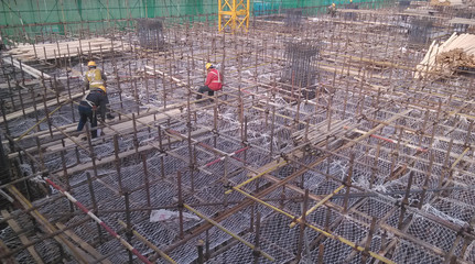 工程勞務分包存在問題怎么處理 建筑勞務分包的規范路徑與應對策略